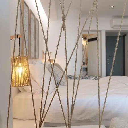 Kissos Luxury Apartament *